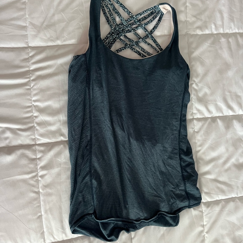 Lululemon tank top